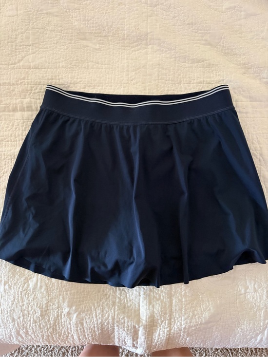 Athleta Dresses & Skirts - Practically new Athleta navy skort